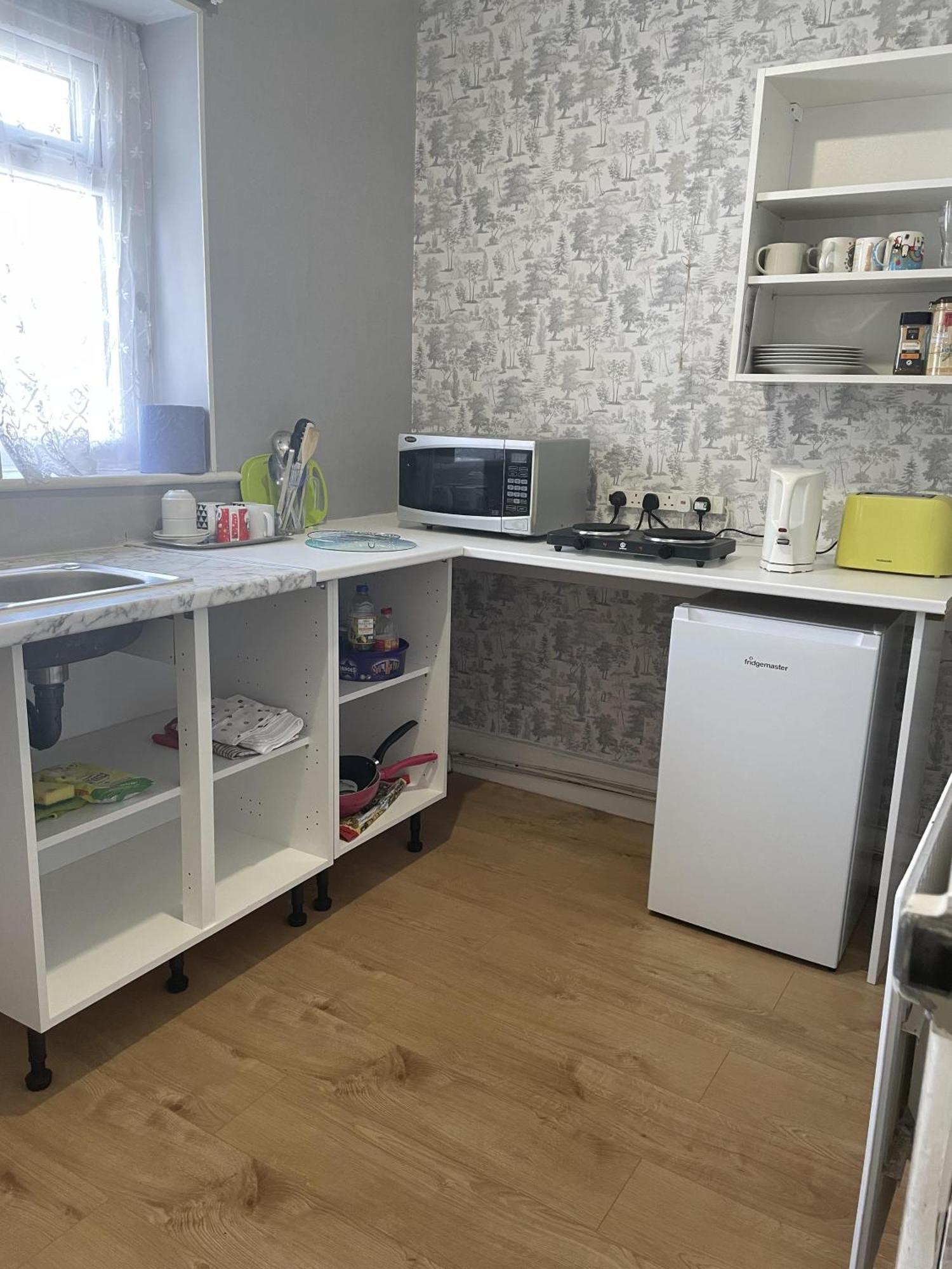 Renovated 4-Bed Home - Sleeps 9 - Parking - Spa Blackpool Zewnętrze zdjęcie
